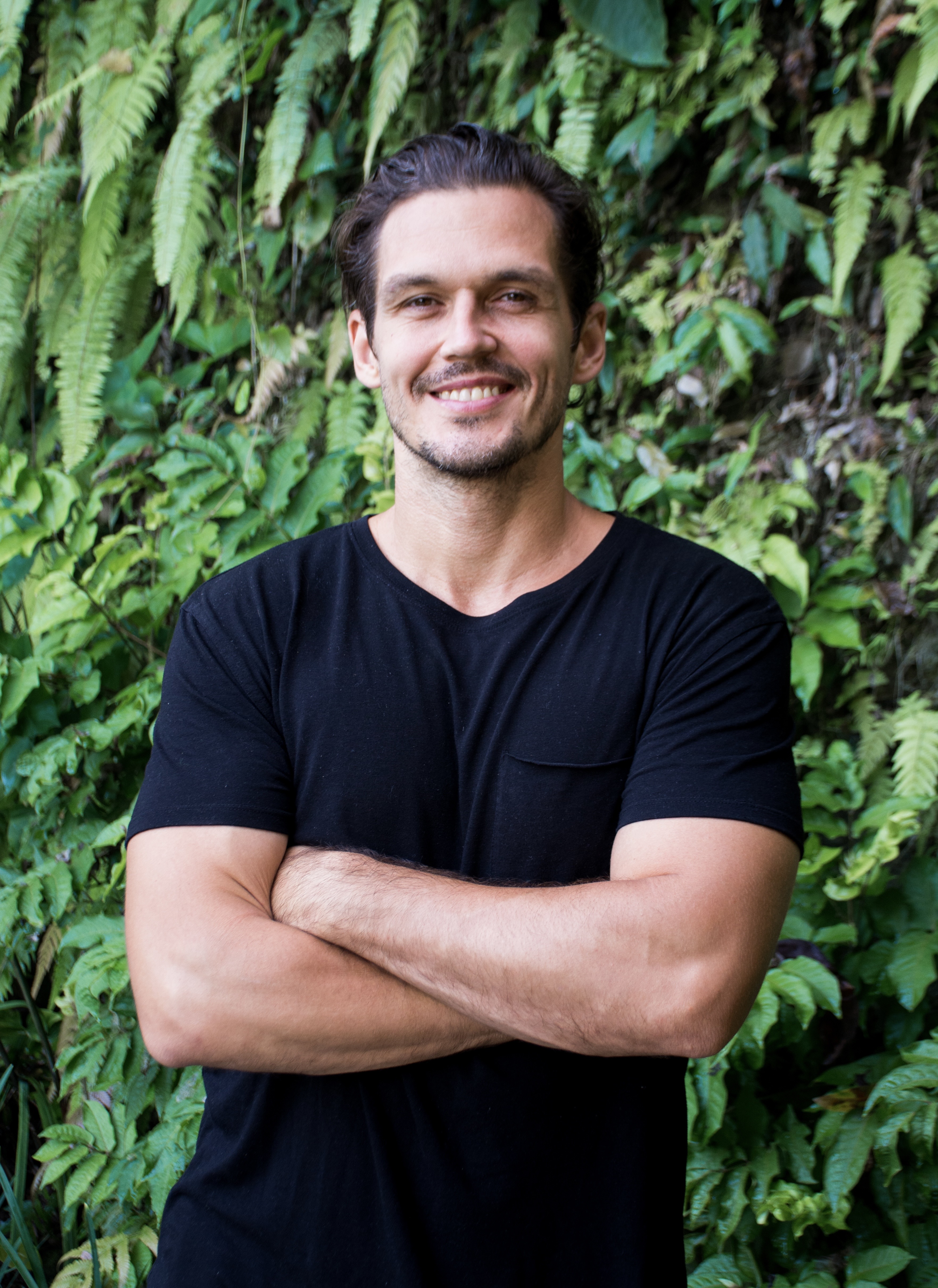 Lance Essihos