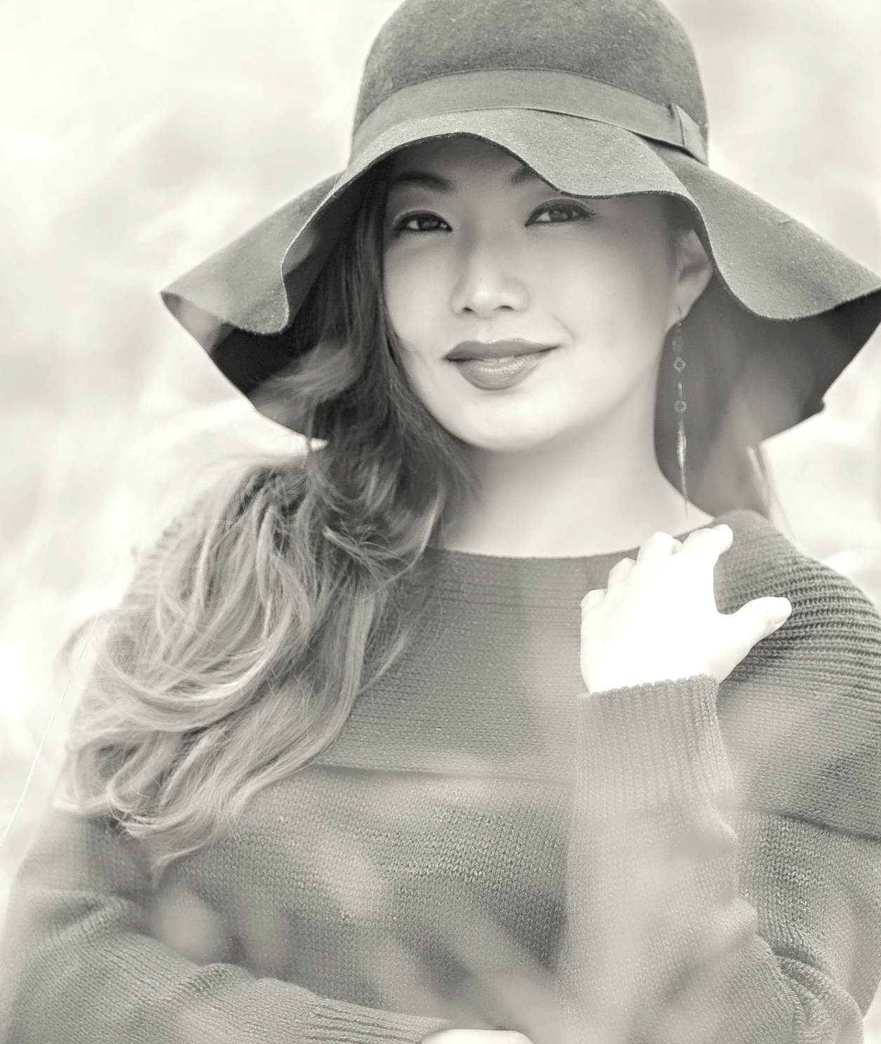 Tia J.H.